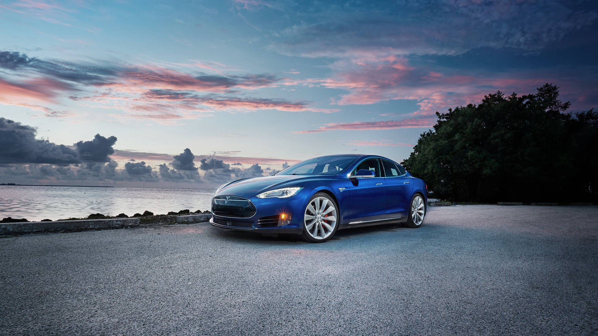 Tesla 2560X1440 Wallpaper and Background Image
