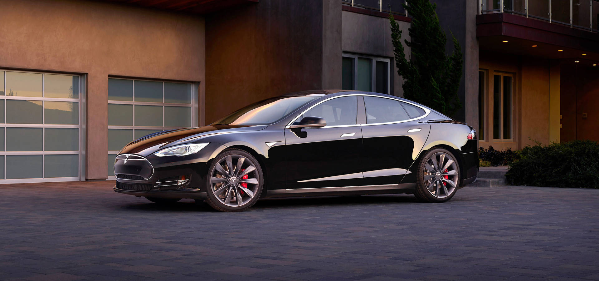 Tesla 2880X1350 Wallpaper and Background Image