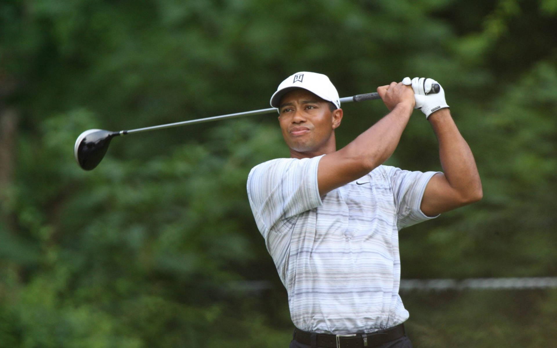 Tiger Woods 3840X2400 Wallpaper and Background Image