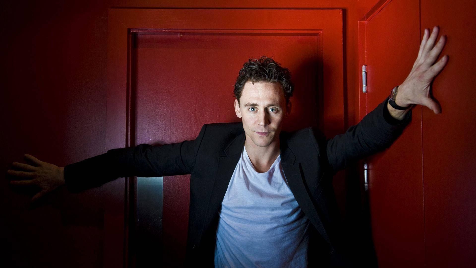 1920X1080 Tom Hiddleston Wallpaper and Background