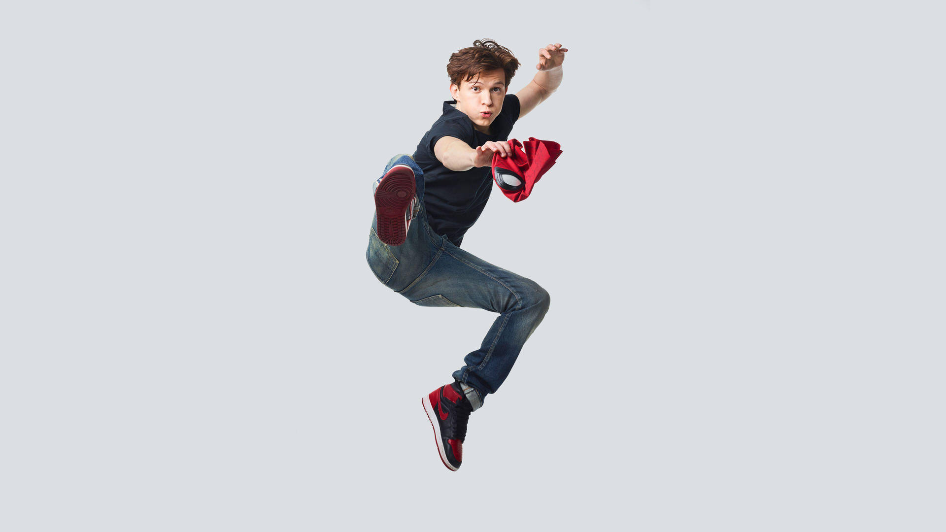 Tom Holland 3840X2160 Wallpaper and Background Image