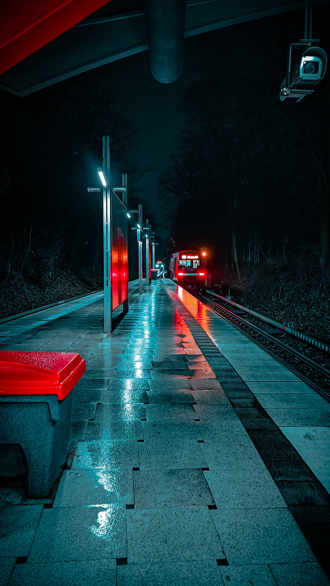 2062X3665 Train Wallpaper and Background