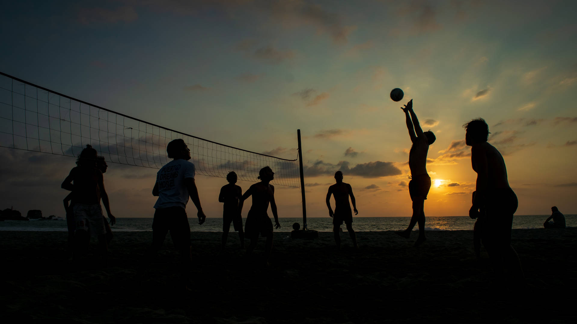 Volleyball 5950X3347 Wallpaper and Background Image
