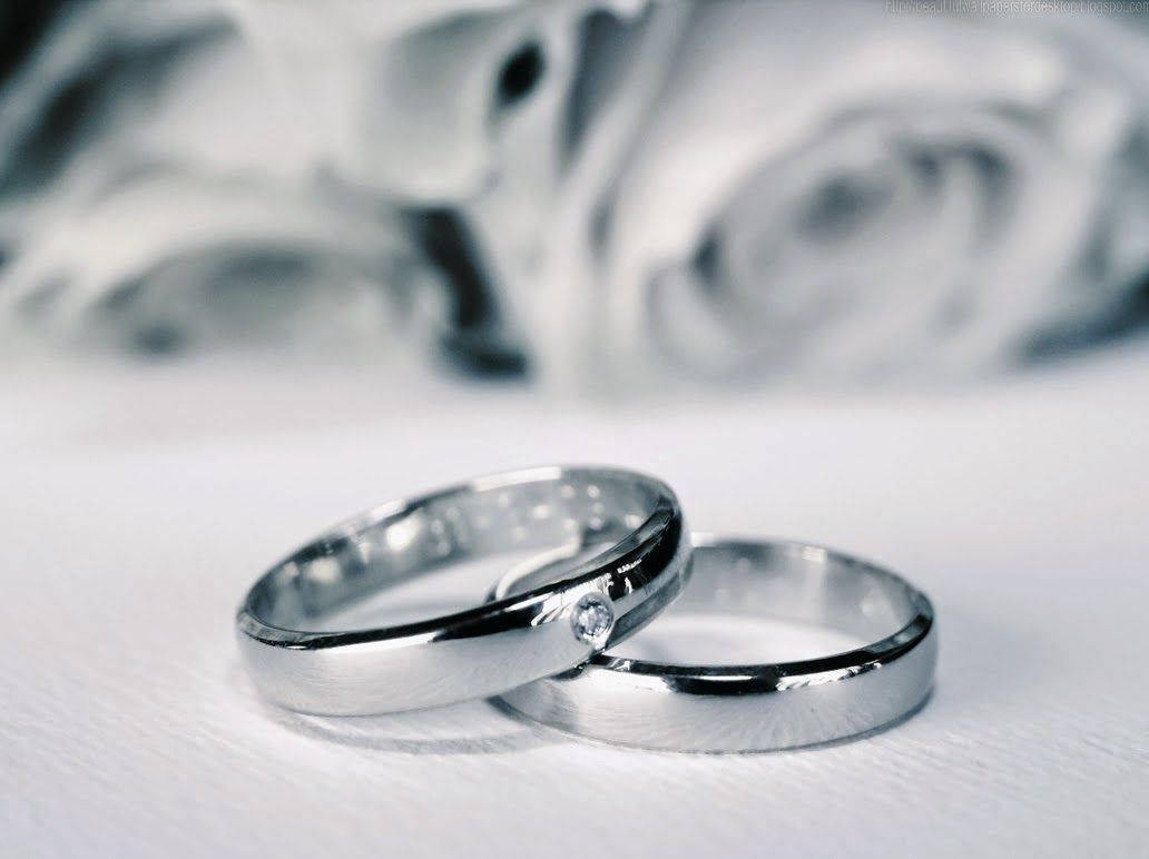 1032X772 Wedding Rings Wallpaper and Background