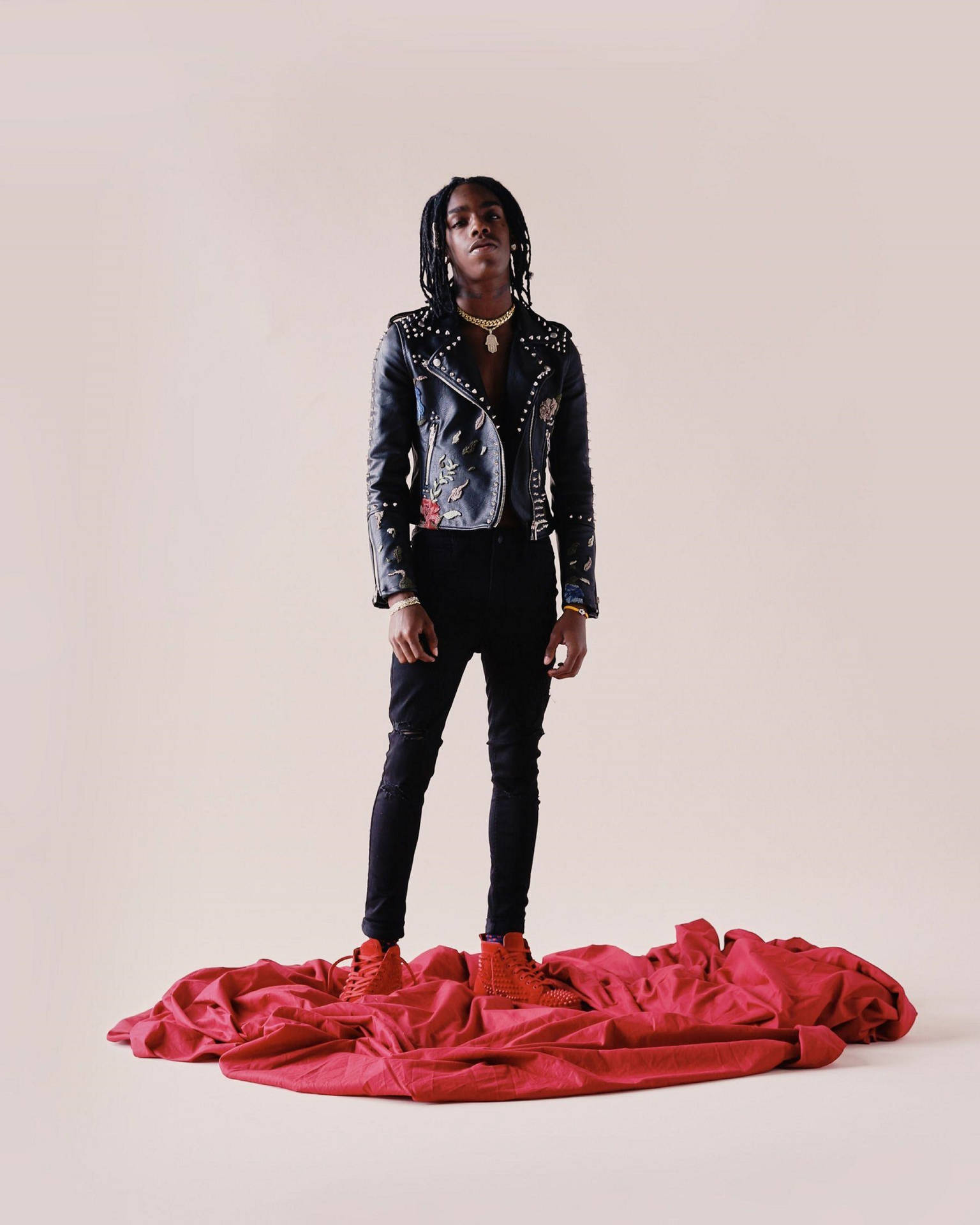 3200X3999 Ynw Melly Wallpaper and Background